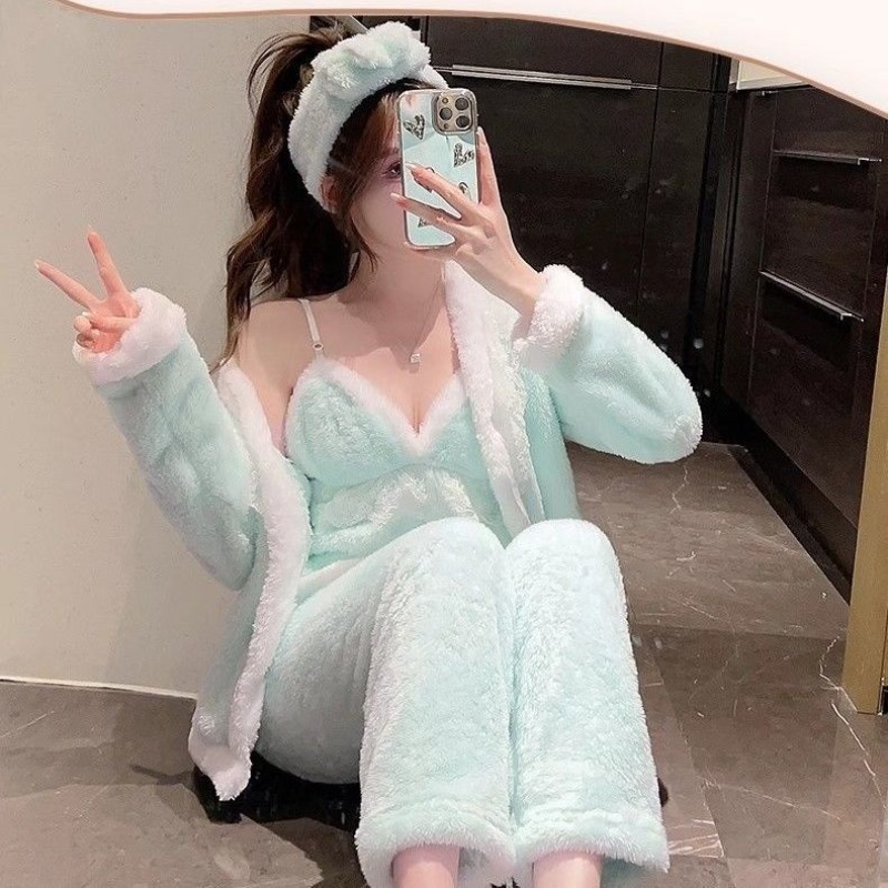 セクシーなサスペンダー付きコーラルフリースラウンジウェア、屋 - Winter Clothing Line のレビューと価格